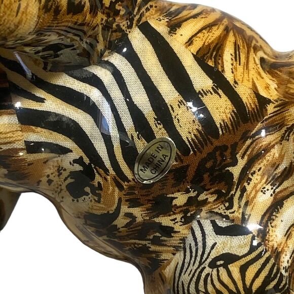 Lot of 2 La Vie Trunk Up Elephant Figurine Safari Animal Print Patchwork Ceramic - Picture 12 of 17